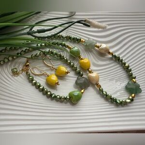 Chic Green and Yellow Beaded Necklace Set